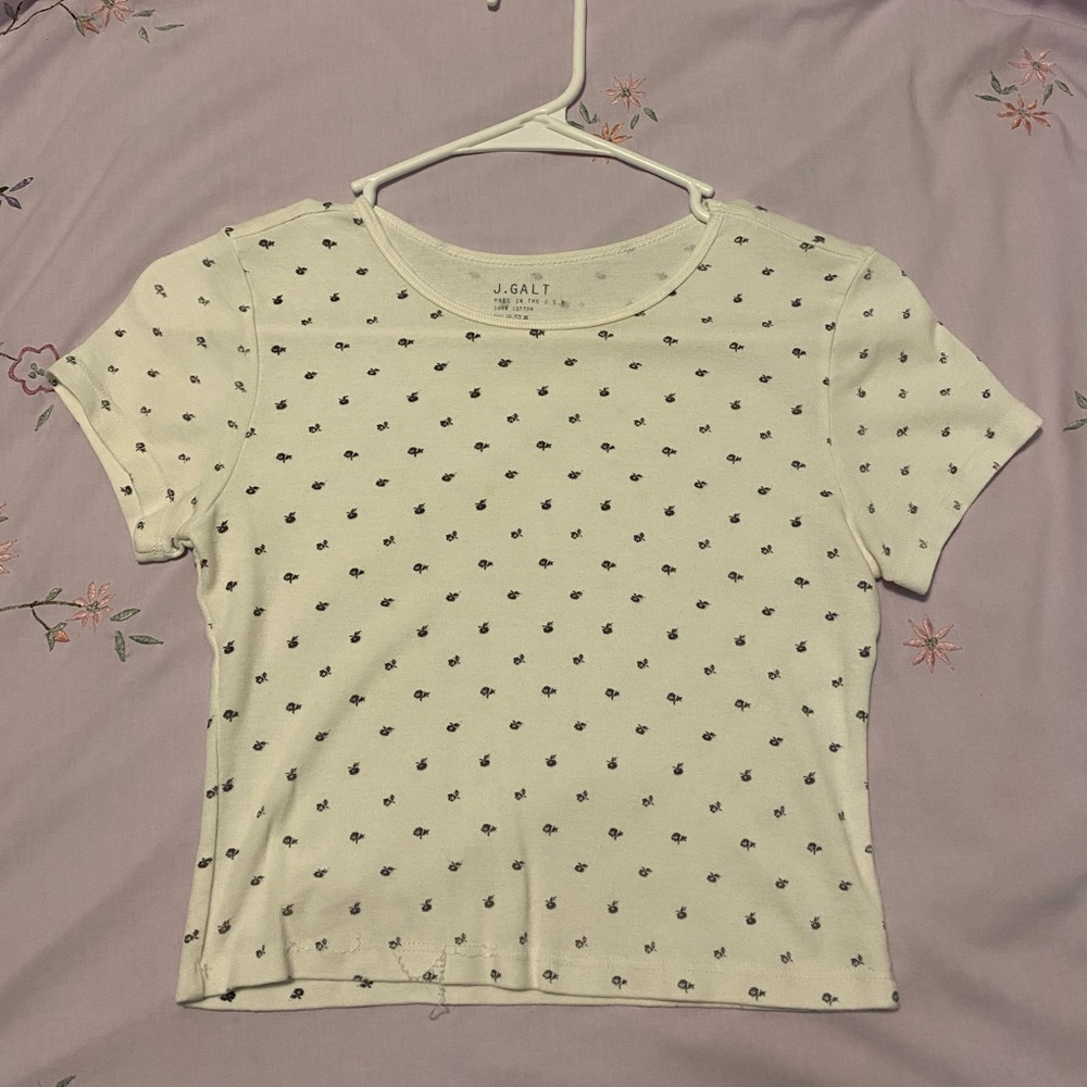 super cute floral brandy top